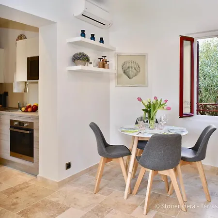 Apartment Tdr - Fabulous - 5 Stars Terrace - 4pax Old Town